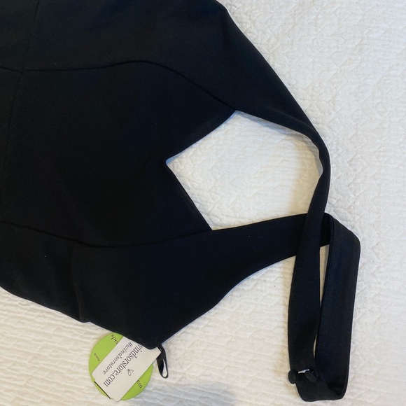 Black halter dress - Picture 4 of 5